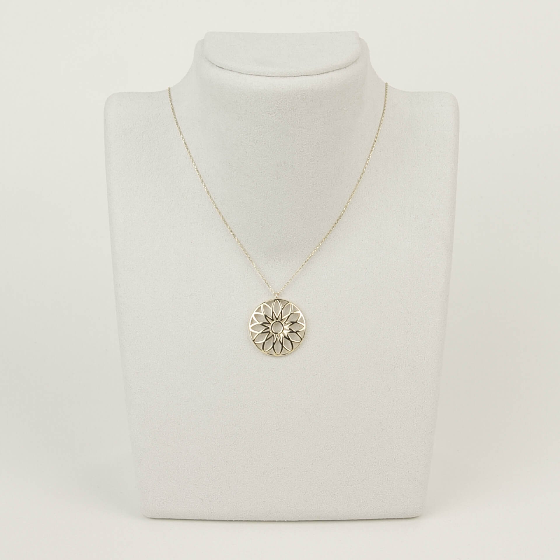 14 AYAR LOTUS ÇİÇEĞİ KOLYE